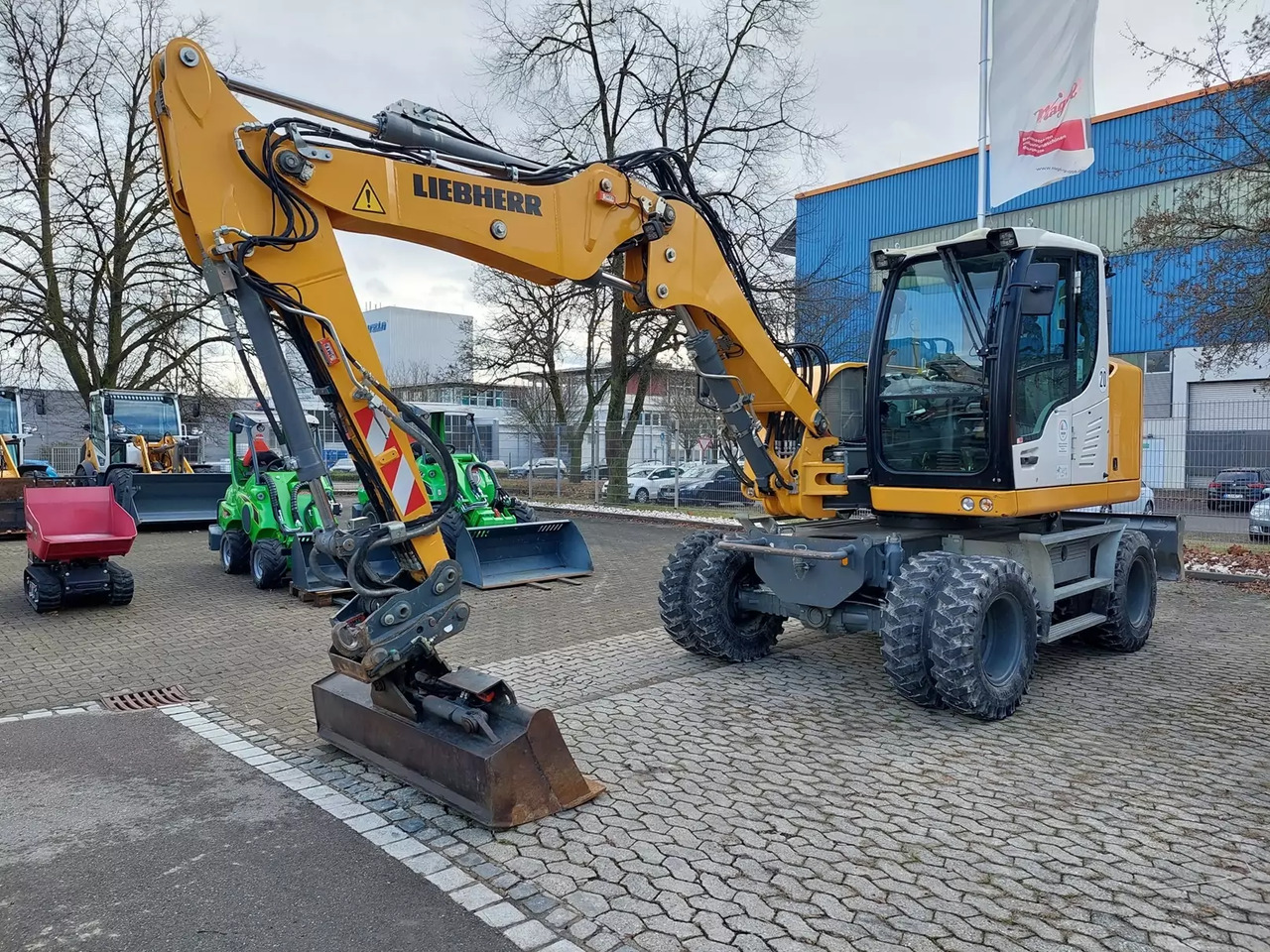 2018 Liebherr A 912 Compact - Escavadeira de rodas: foto 1 2018 Liebherr A 912 Compact - Escavadeira de rodas: foto 1