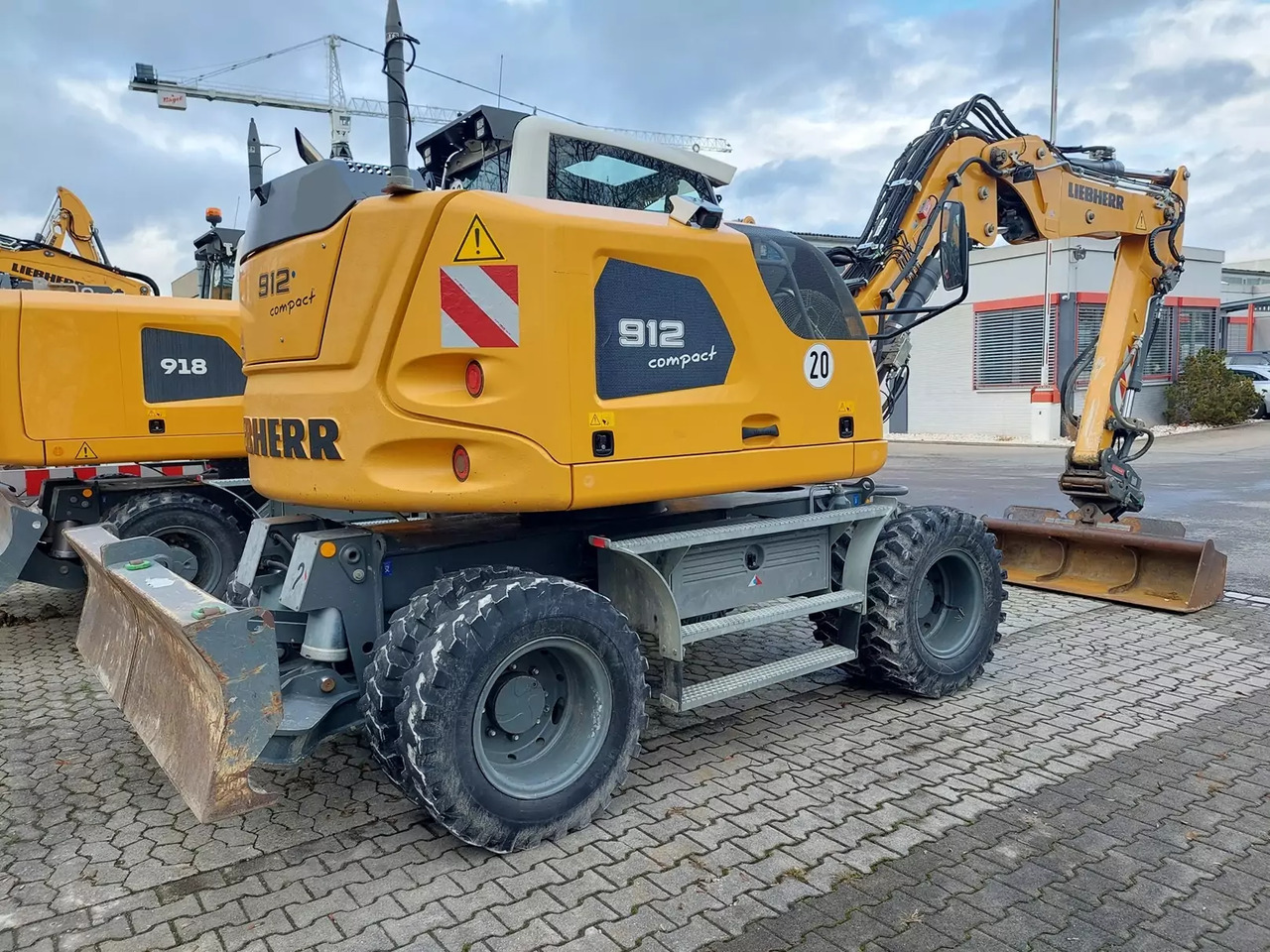 2018 Liebherr A 912 Compact - Escavadeira de rodas: foto 3 2018 Liebherr A 912 Compact - Escavadeira de rodas: foto 3