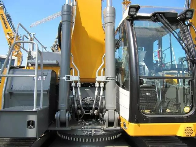 2022 Liebherr R 938 NLC Litronic G8.0-D - Escavadora de rastos: foto 5 2022 Liebherr R 938 NLC Litronic G8.0-D - Escavadora de rastos: foto 5