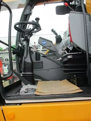 2023 Liebherr A 916 Compact Litronic G6.0-D - Escavadeira de rodas: foto 5 2023 Liebherr A 916 Compact Litronic G6.0-D - Escavadeira de rodas: foto 5