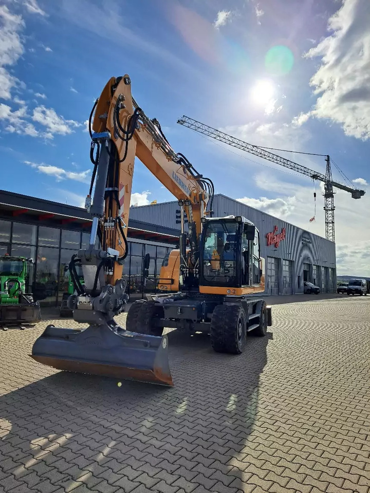 2023 Liebherr A 920 Litronic G6.0-D - Escavadeira de rodas: foto 1 2023 Liebherr A 920 Litronic G6.0-D - Escavadeira de rodas: foto 1