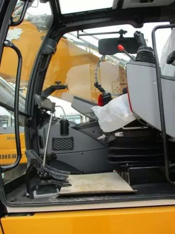 2023 Liebherr R 938 NLC Litronic G8.0-D - Escavadora de rastos: foto 5 2023 Liebherr R 938 NLC Litronic G8.0-D - Escavadora de rastos: foto 5