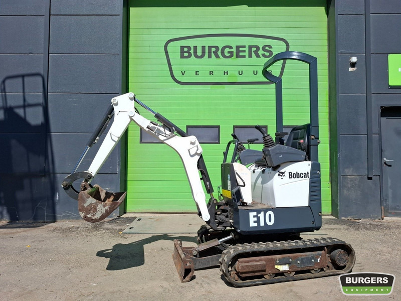 Bobcat E10 - Mini escavadeira: foto 1 Bobcat E10 - Mini escavadeira: foto 1