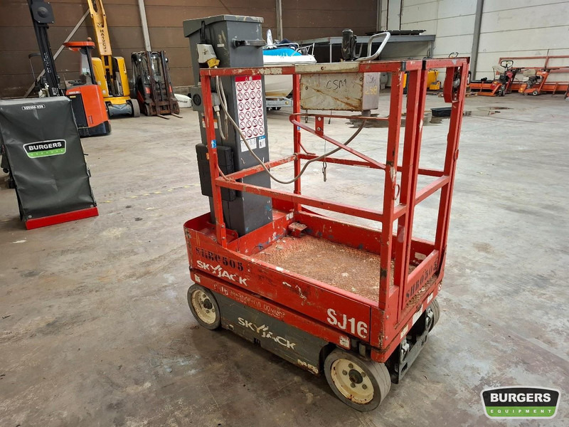 Skyjack SJ16 - Plataforma aérea: foto 2 Skyjack SJ16 - Plataforma aérea: foto 2