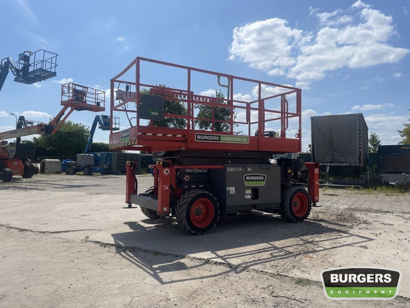 Skyjack SJ6832 RTE - Plataforma de Tijera/ Plataforma de tesoura: foto 3 Skyjack SJ6832 RTE - Plataforma de Tijera/ Plataforma de tesoura: foto 3