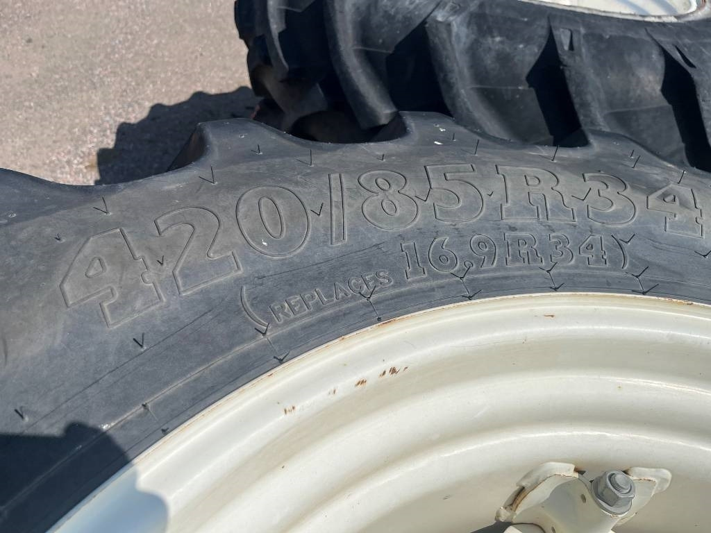 BKT 420/85R34 till New Holland T5070 - Pneu para Máquina agrícola: foto 4 BKT 420/85R34 till New Holland T5070 - Pneu para Máquina agrícola: foto 4