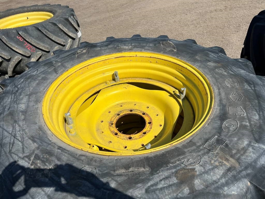 Firestone 520/85R38 till JD 6620 - Pneu para Máquina agrícola: foto 2 Firestone 520/85R38 till JD 6620 - Pneu para Máquina agrícola: foto 2