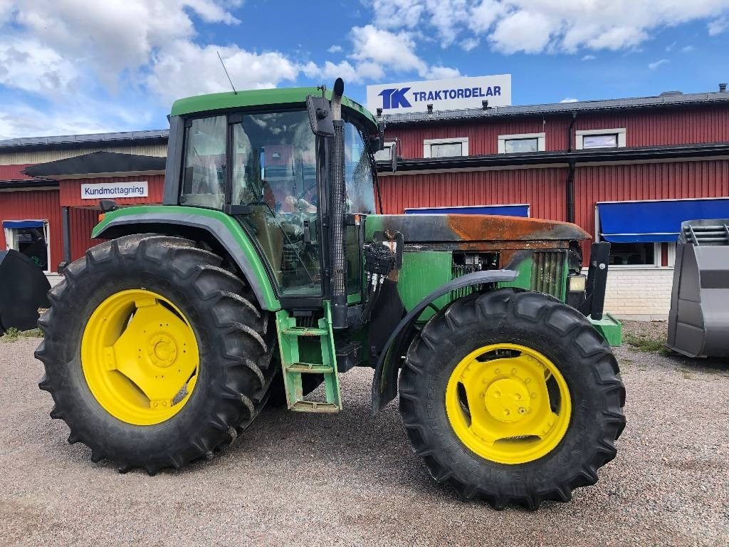 John Deere 6900 Dismantled: only spare parts - Trator: foto 1 John Deere 6900 Dismantled: only spare parts - Trator: foto 1