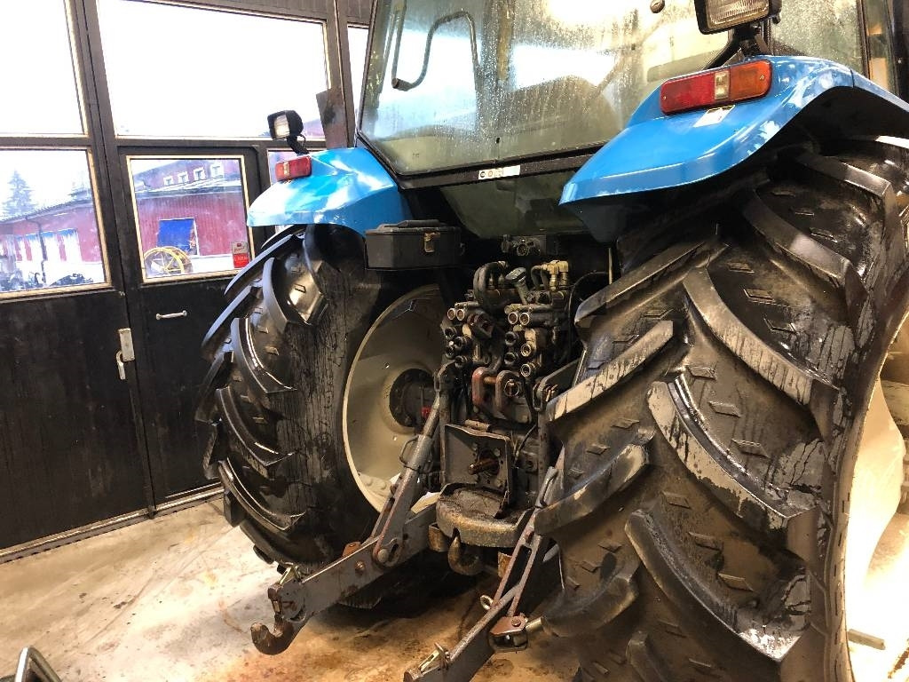 New Holland TS 110 Dismantled: only spare parts  - Trator: foto 3 New Holland TS 110 Dismantled: only spare parts  - Trator: foto 3