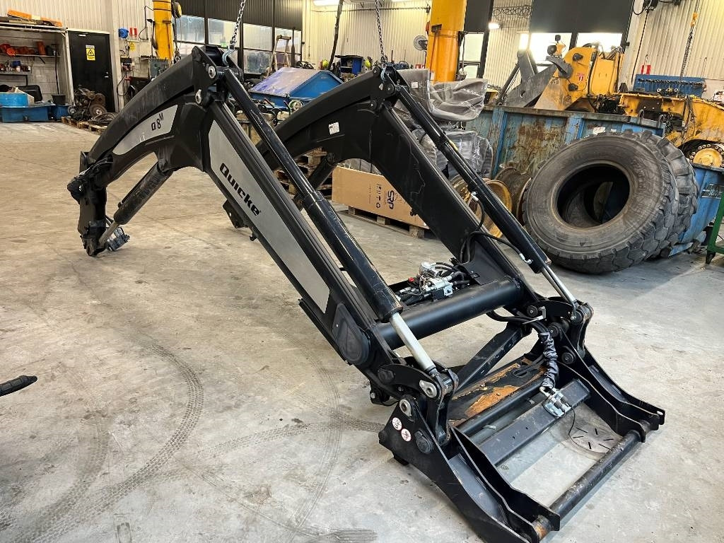Reservdelar till Ålö Quicke Q8 Lastare / Loader - Carregador frontal para o trator: foto 1 Reservdelar till Ålö Quicke Q8 Lastare / Loader - Carregador frontal para o trator: foto 1
