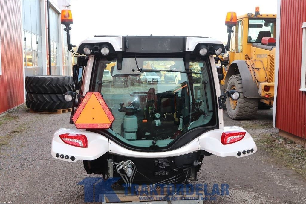 Valmet N124 - Cabine para Trator: foto 3 Valmet N124 - Cabine para Trator: foto 3