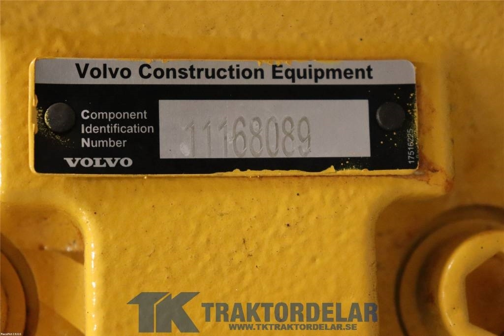 Volvo L 120 H Framvagn - Eixo e peças para Máquina de construção: foto 4 Volvo L 120 H Framvagn - Eixo e peças para Máquina de construção: foto 4