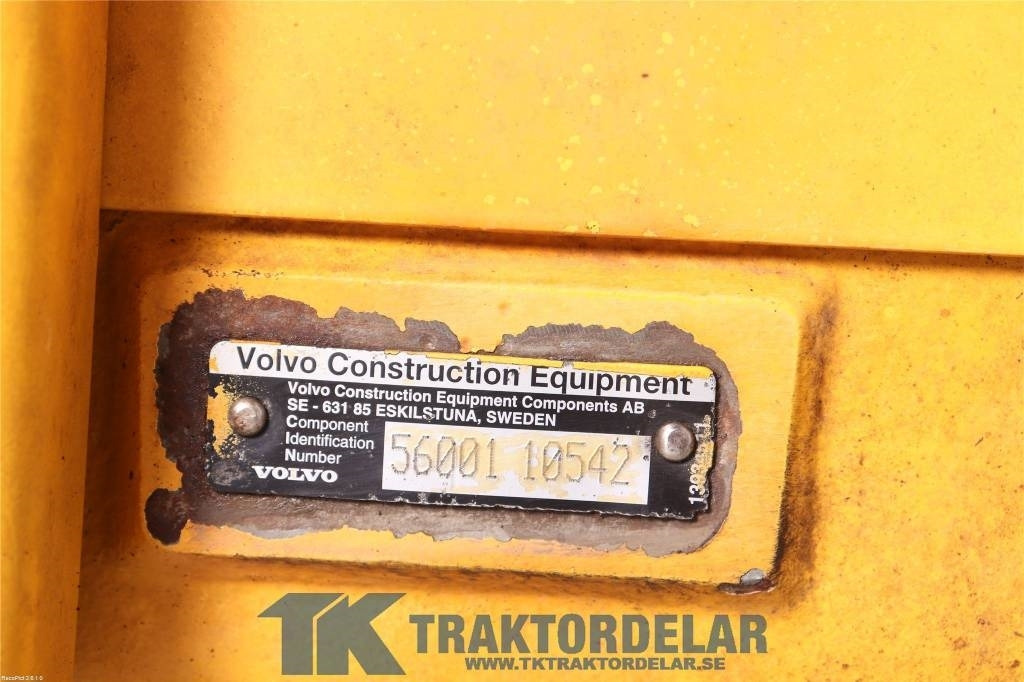 Volvo L 180 F Bakvagn - Eixo e peças para Máquina de construção: foto 3 Volvo L 180 F Bakvagn - Eixo e peças para Máquina de construção: foto 3