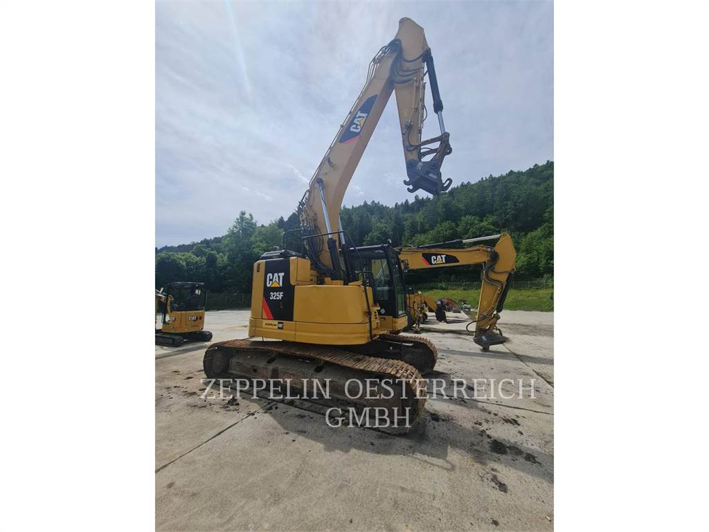 CAT 325FLCR - Escavadora de rastos: foto 1 CAT 325FLCR - Escavadora de rastos: foto 1
