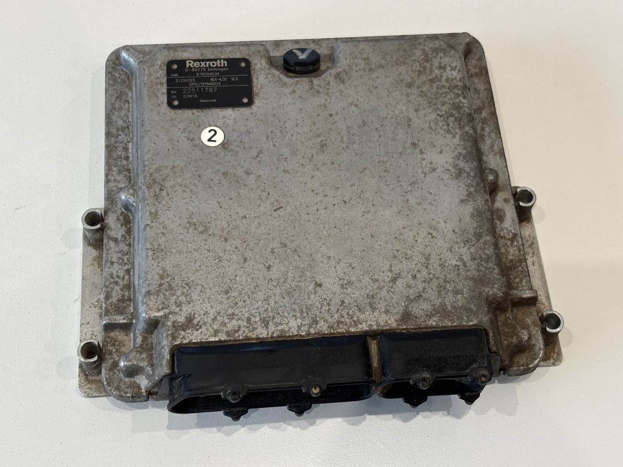 Ahlmann AZ150E REXROTH 0538201202 0 538 201 202 BODAS RC4-4/20 R9020822700 - Válvula hidráulica para Máquina de construção: foto 1 Ahlmann AZ150E REXROTH 0538201202 0 538 201 202 BODAS RC4-4/20 R9020822700 - Válvula hidráulica para Máquina de construção: foto 1