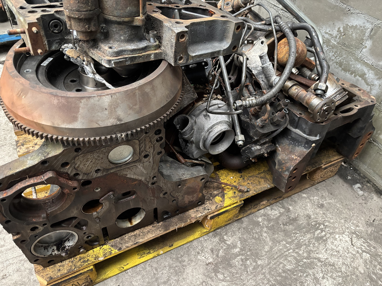 Axion 870 New Holland T7.270 T7 270 Silnik FPT 6.7 L Tłumik Drgań Koło Zamachowe Blok Pokrywa CZĘŚCI - Volante do motor para Máquina agrícola: foto 2 Axion 870 New Holland T7.270 T7 270 Silnik FPT 6.7 L Tłumik Drgań Koło Zamachowe Blok Pokrywa CZĘŚCI - Volante do motor para Máquina agrícola: foto 2