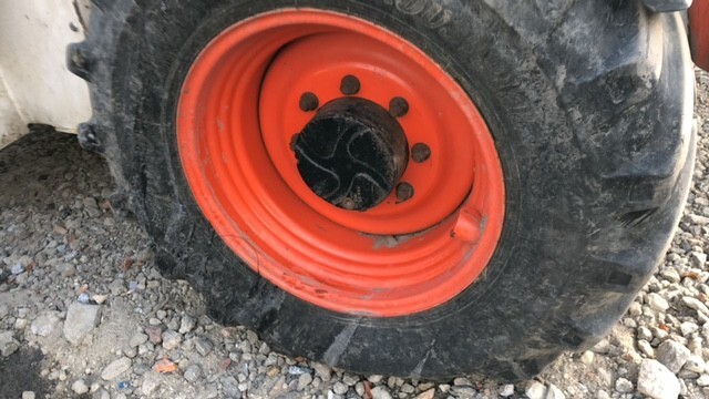 Bobcat Manitou Felgi 14x24 koła 460/70 R24 - Jante para Máquina de construção: foto 2 Bobcat Manitou Felgi 14x24 koła 460/70 R24 - Jante para Máquina de construção: foto 2