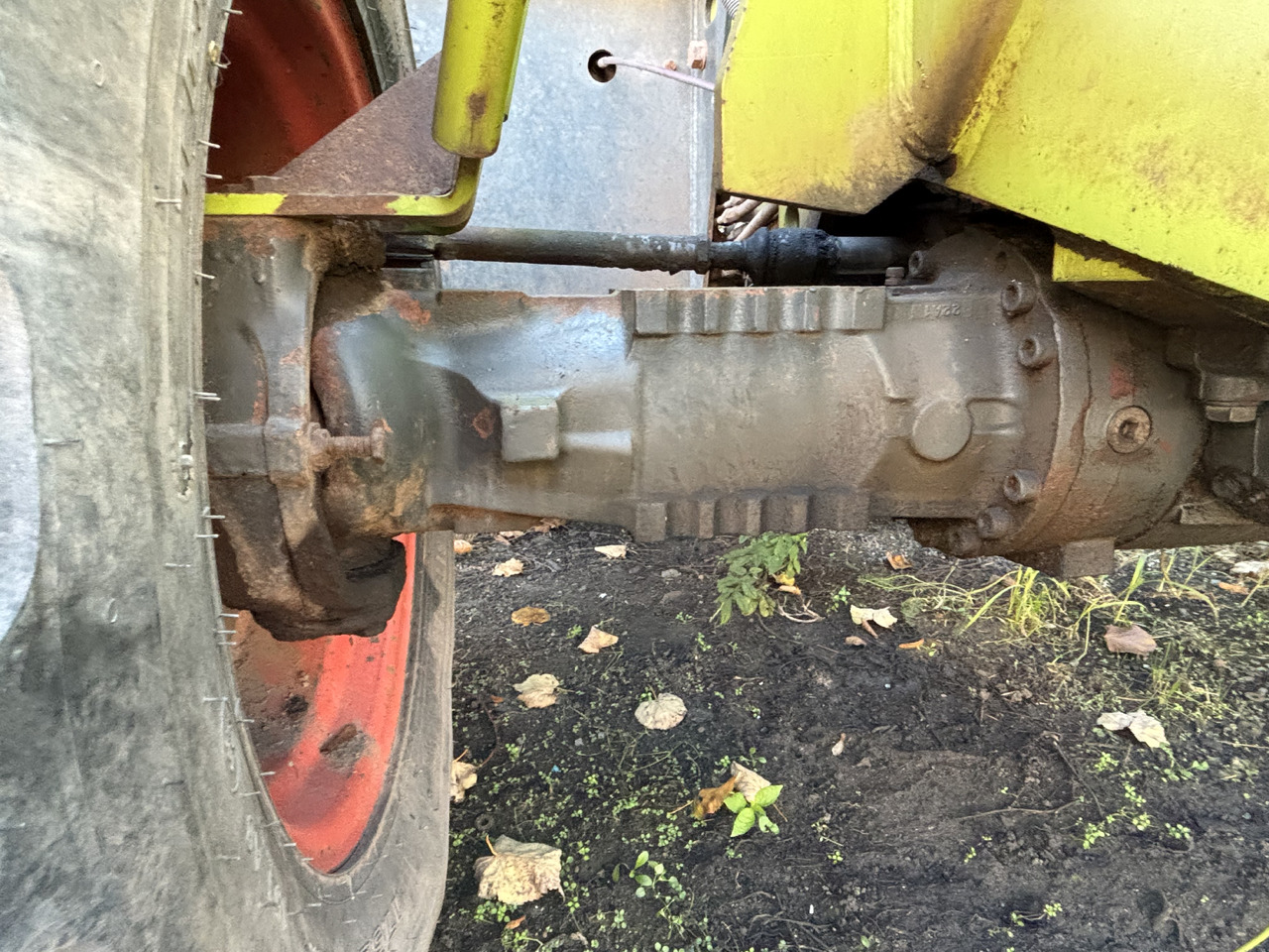 CLAAS Targo K70 Piasta Tylna Koła Kompletna 0011712880 6000103366 6000103357 - Cubo de roda para Máquina agrícola: foto 1 CLAAS Targo K70 Piasta Tylna Koła Kompletna 0011712880 6000103366 6000103357 - Cubo de roda para Máquina agrícola: foto 1