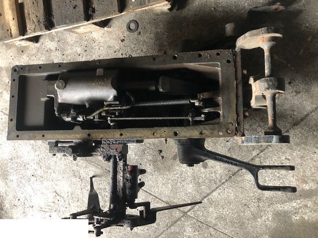 Case 995 - Obudowa Skrzyni - Caixas de velocidade e peças para Máquina agrícola: foto 2 Case 995 - Obudowa Skrzyni - Caixas de velocidade e peças para Máquina agrícola: foto 2