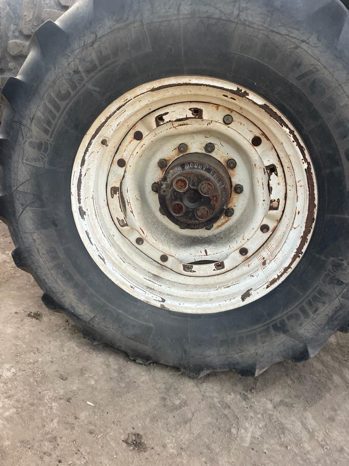 Case New Holland Fiat Agri - Felga 15x30 - Jante para Máquina agrícola: foto 1 Case New Holland Fiat Agri - Felga 15x30 - Jante para Máquina agrícola: foto 1