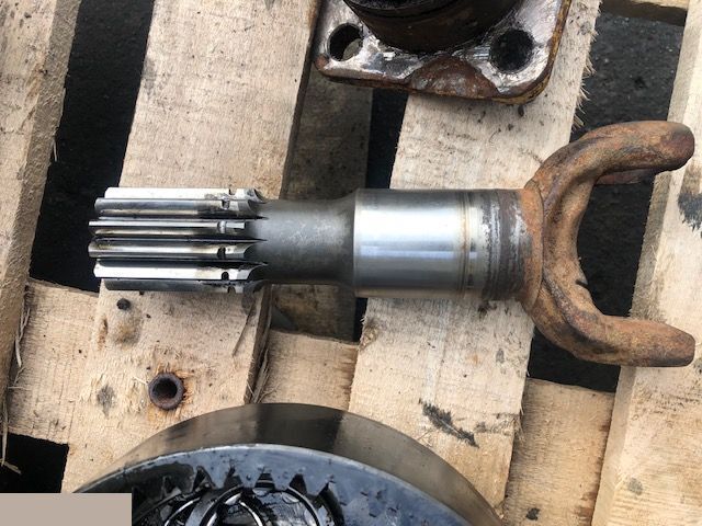 Cat Caterpillar th414 - Most Piasta - Eixo e peças para Empilhador telescópico: foto 5 Cat Caterpillar th414 - Most Piasta - Eixo e peças para Empilhador telescópico: foto 5