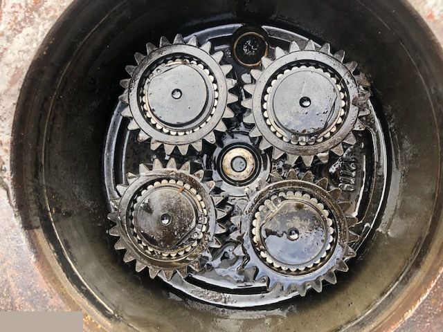 Cat Caterpillar th414 - Most Piasta - Eixo e peças para Empilhador telescópico: foto 2 Cat Caterpillar th414 - Most Piasta - Eixo e peças para Empilhador telescópico: foto 2