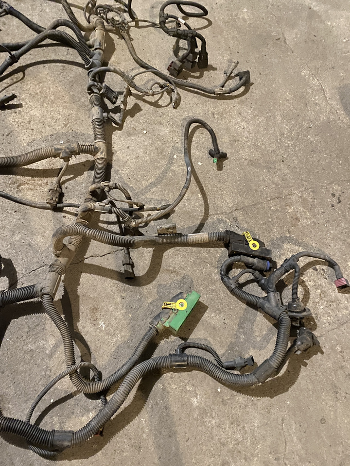 Claas Arion 550-520 650-620 - kabel wiązka elektryczna 0011510550 - Cables/ Wire harness para Trator: foto 3 Claas Arion 550-520 650-620 - kabel wiązka elektryczna 0011510550 - Cables/ Wire harness para Trator: foto 3