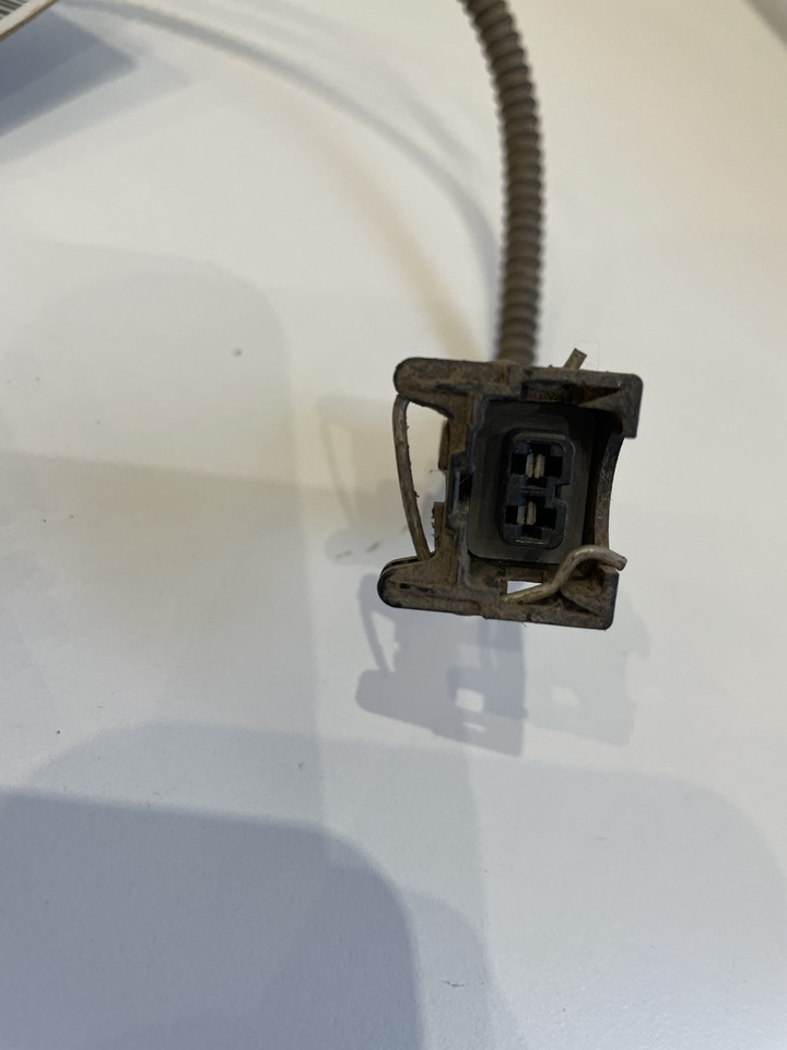 Claas Arion 550-520 650-620 - kabel wiązka elektryczna 0021581031 - Cables/ Wire harness para Trator: foto 2 Claas Arion 550-520 650-620 - kabel wiązka elektryczna 0021581031 - Cables/ Wire harness para Trator: foto 2