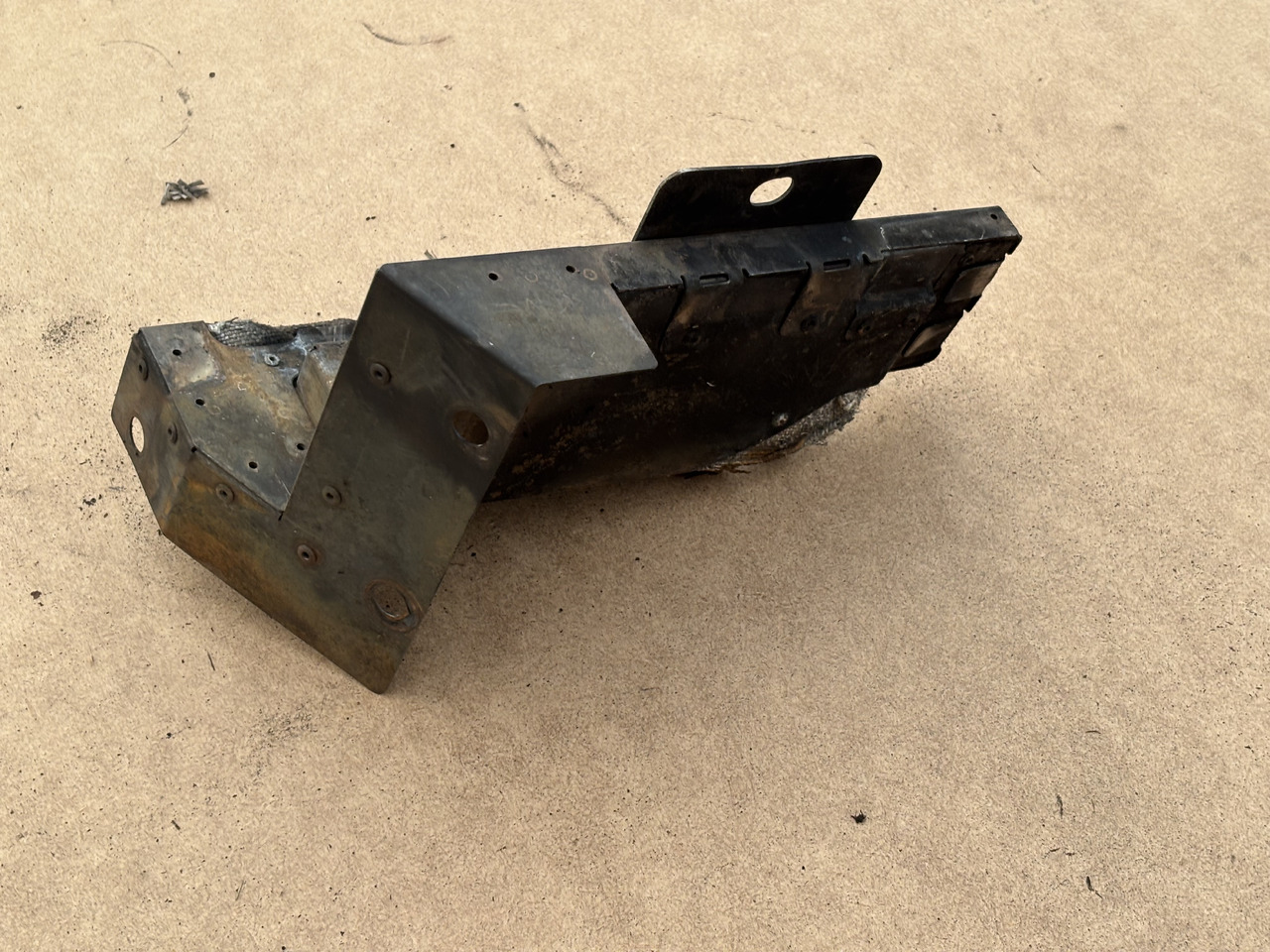 Claas Lexion 780 Blacha Obudowa Maska Osłona 00 0781 222 0 0007812220 - Capô para Ceifeira debulhadora: foto 2 Claas Lexion 780 Blacha Obudowa Maska Osłona 00 0781 222 0 0007812220 - Capô para Ceifeira debulhadora: foto 2