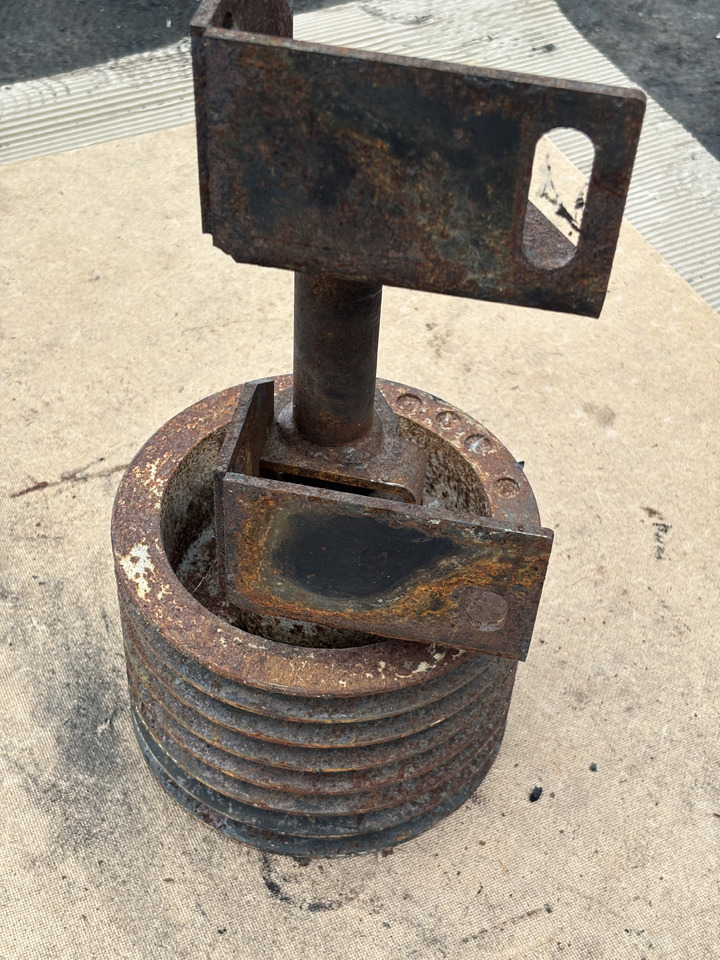 Claas Lexion 780 Koło Pasowe 7 rzędowe z mocowaniem - Correia para Ceifeira debulhadora: foto 3 Claas Lexion 780 Koło Pasowe 7 rzędowe z mocowaniem - Correia para Ceifeira debulhadora: foto 3