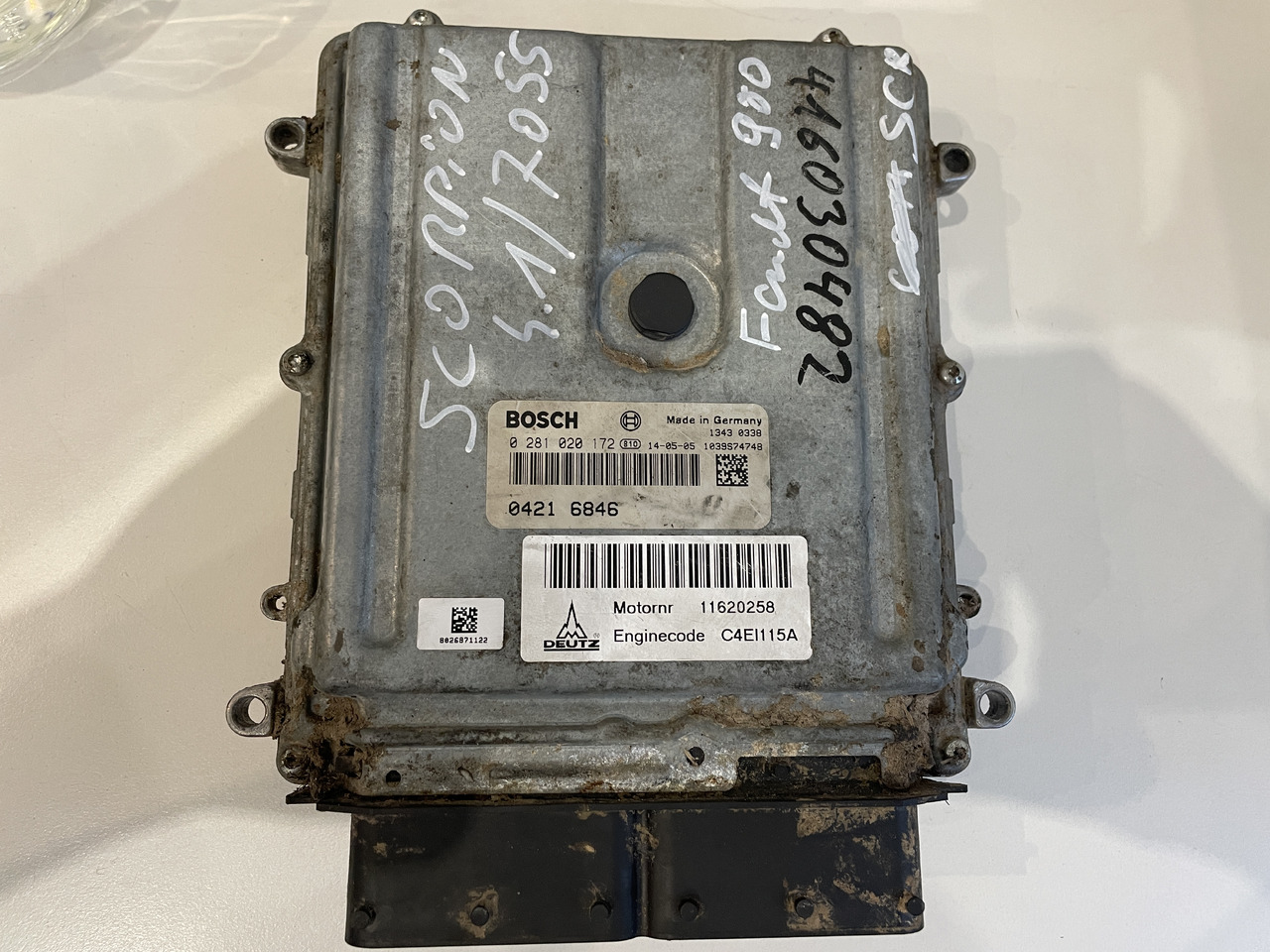Claas Scorpion 7055 - sterownik moduł silnika ECU 0421020172 04216846 - Centralina electrónica para Máquina agrícola: foto 1 Claas Scorpion 7055 - sterownik moduł silnika ECU 0421020172 04216846 - Centralina electrónica para Máquina agrícola: foto 1
