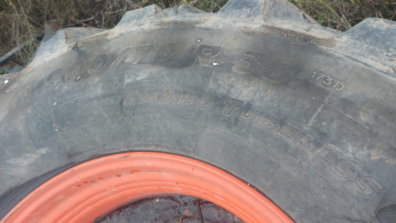 Claas Xerion - koła felgi opony 800/70R38 800/70/38 - Jante para Máquina agrícola: foto 2 Claas Xerion - koła felgi opony 800/70R38 800/70/38 - Jante para Máquina agrícola: foto 2