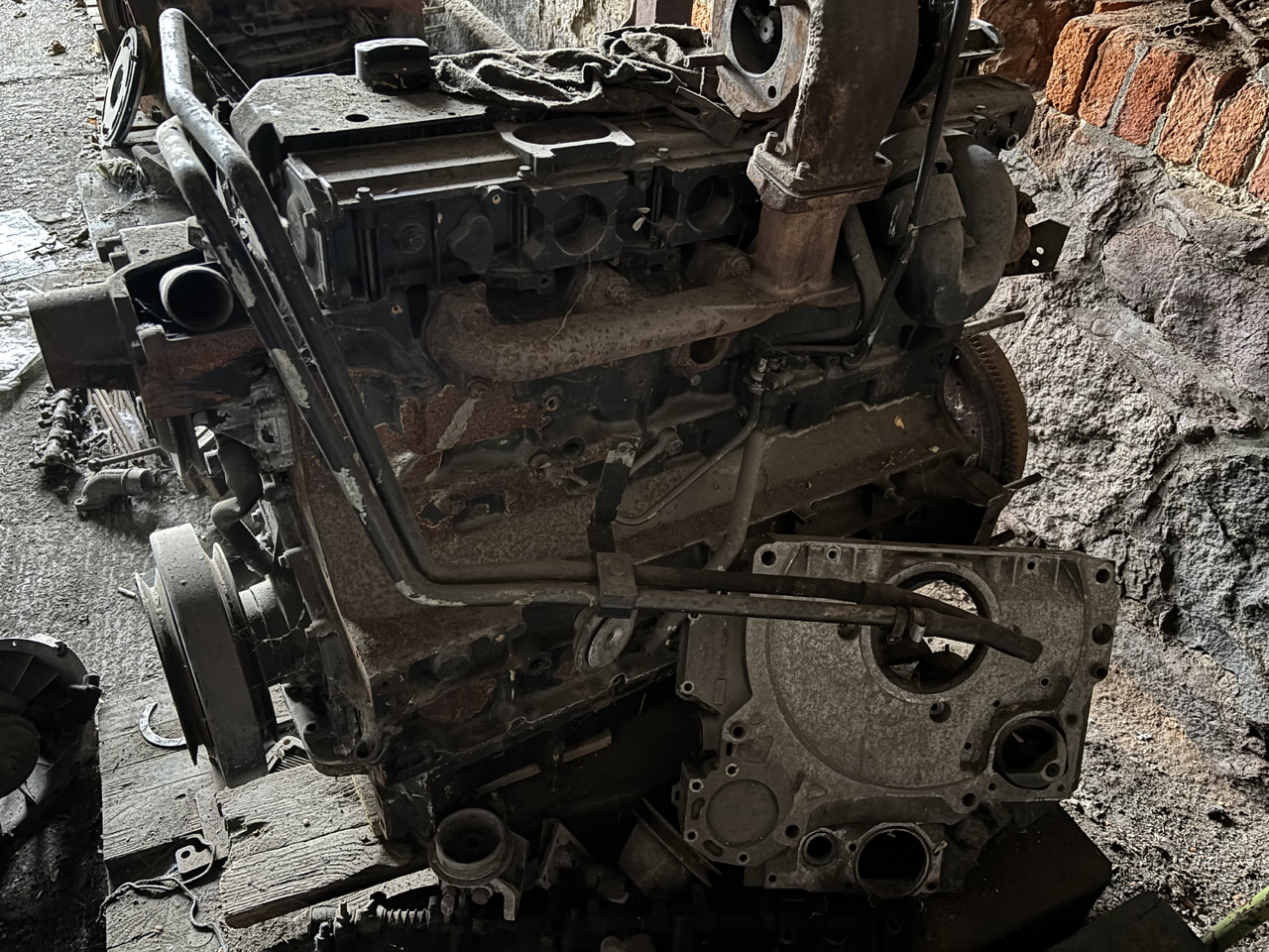 Deutz BF6M1013E Silnik Blok Pokrywa Obudowa Koło Zamachowe Miska Olejowa CZĘŚCI - Volante do motor para Máquina agrícola: foto 4 Deutz BF6M1013E Silnik Blok Pokrywa Obudowa Koło Zamachowe Miska Olejowa CZĘŚCI - Volante do motor para Máquina agrícola: foto 4