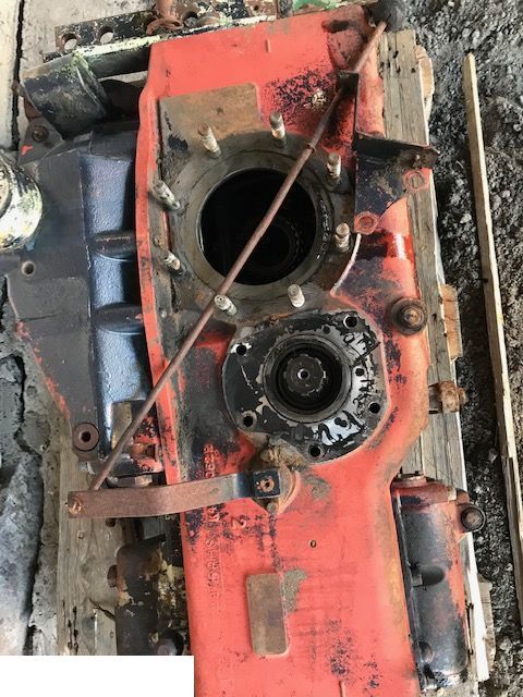 Deutz fahr intrac 2004 - Most Tylny - Eixo traseiro para Máquina agrícola: foto 2 Deutz fahr intrac 2004 - Most Tylny - Eixo traseiro para Máquina agrícola: foto 2