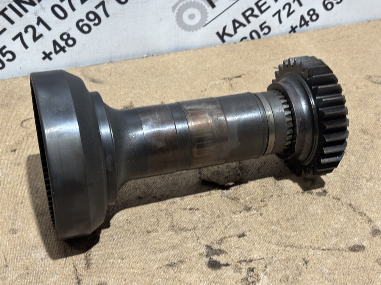 Fendt AGCO 920 924 926 930 Skrzynia Biegów Wał Wałek CZĘŚĆI M934100082040 - Caixa de velocidade para Máquina agrícola: foto 1 Fendt AGCO 920 924 926 930 Skrzynia Biegów Wał Wałek CZĘŚĆI M934100082040 - Caixa de velocidade para Máquina agrícola: foto 1