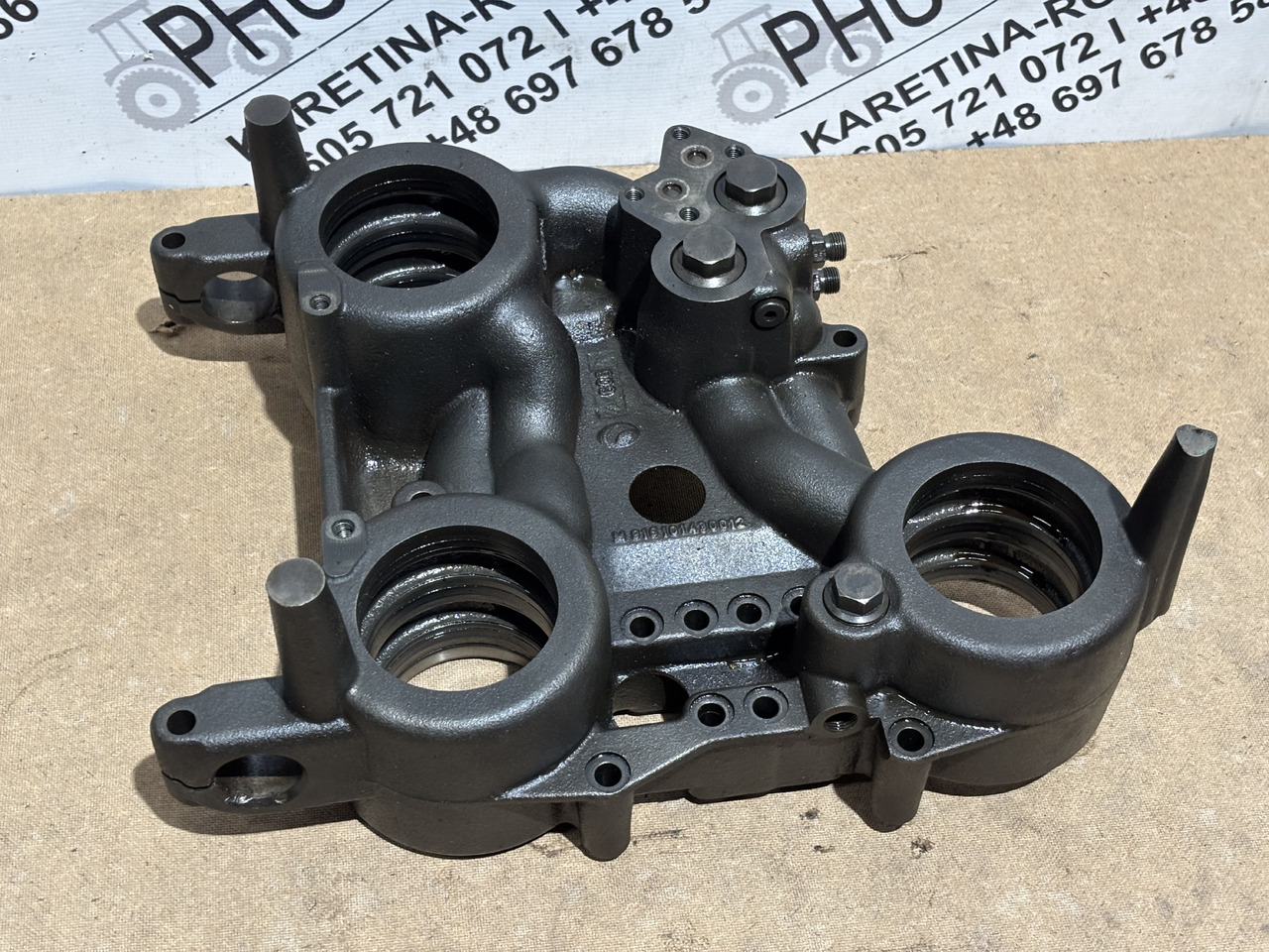 Fendt AGCO ML200 920 924 926 930 Skrzynia Biegów Obudowa M916101430012 - Caixa de velocidade para Máquina agrícola: foto 1 Fendt AGCO ML200 920 924 926 930 Skrzynia Biegów Obudowa M916101430012 - Caixa de velocidade para Máquina agrícola: foto 1