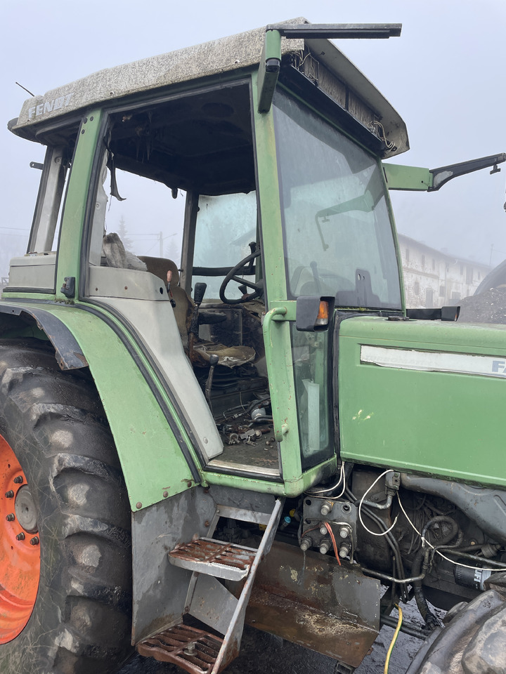 Fendt Farmer 309 - oś przednia - części - Eixo dianteiro para Trator: foto 1 Fendt Farmer 309 - oś przednia - części - Eixo dianteiro para Trator: foto 1