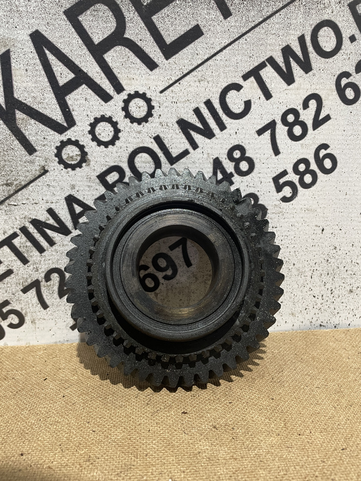 Fiat Ford New Holland - przekładnia koło zębate skrzyni 5118917 - Caixas de velocidade e peças para Máquina agrícola: foto 2 Fiat Ford New Holland - przekładnia koło zębate skrzyni 5118917 - Caixas de velocidade e peças para Máquina agrícola: foto 2