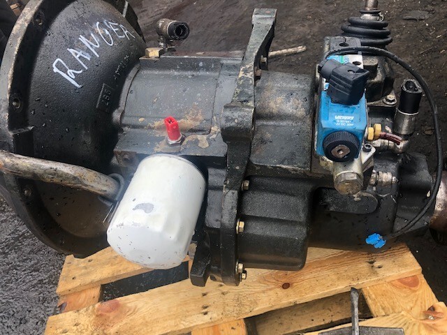 International Transmission 460 164 - Transmissão para Máquina agrícola: foto 2 International Transmission 460 164 - Transmissão para Máquina agrícola: foto 2