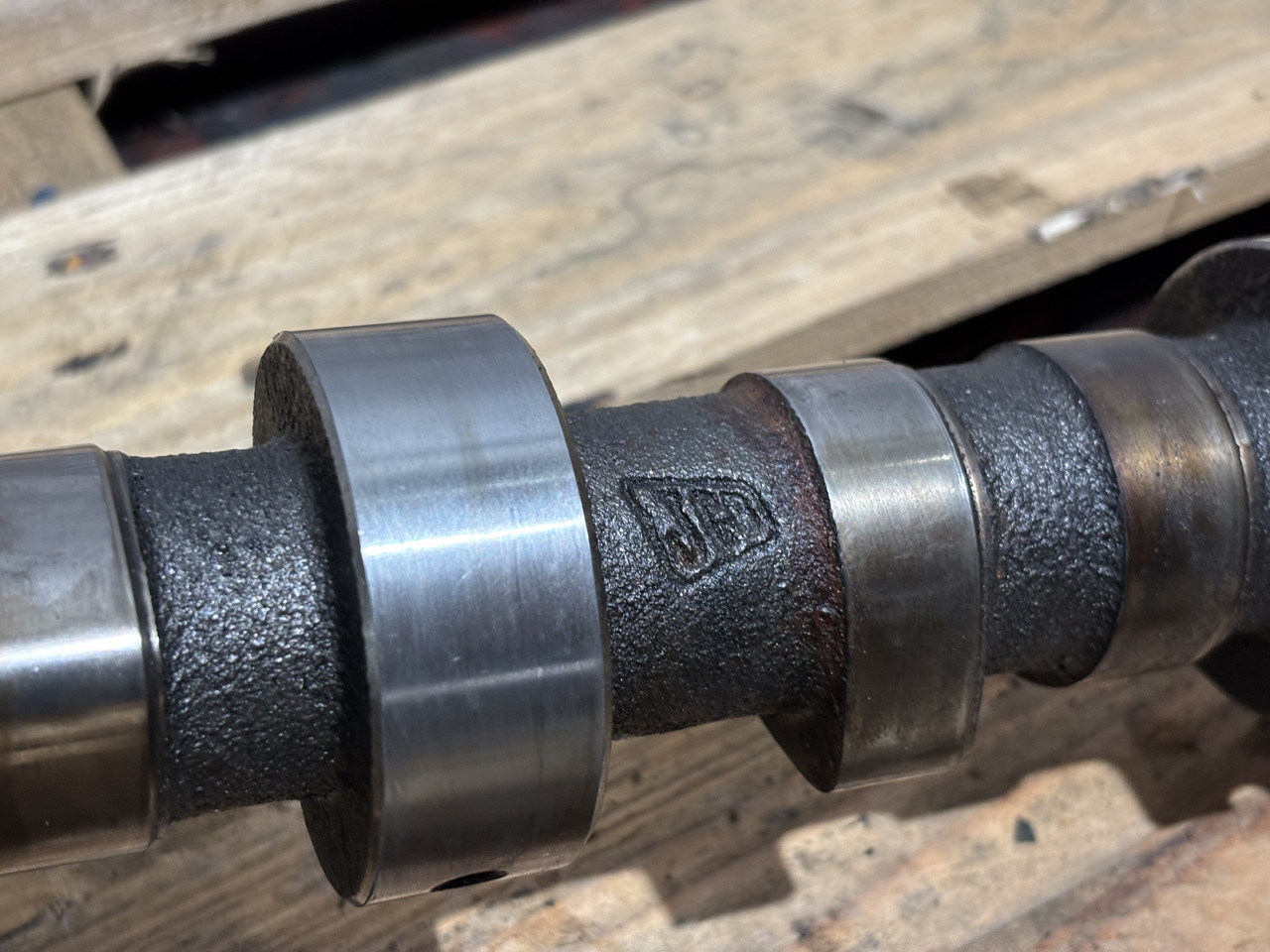 JCB 320-03629 444 Dieselmax Wałek Rozrządu - Árvore de cames para Máquina agrícola: foto 2 JCB 320-03629 444 Dieselmax Wałek Rozrządu - Árvore de cames para Máquina agrícola: foto 2