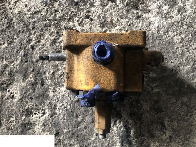 JCB 3cx 4cx - Rozdzielacz Wysuwu Ramienia - Válvula hidráulica para Retroescavadeira: foto 3 JCB 3cx 4cx - Rozdzielacz Wysuwu Ramienia - Válvula hidráulica para Retroescavadeira: foto 3