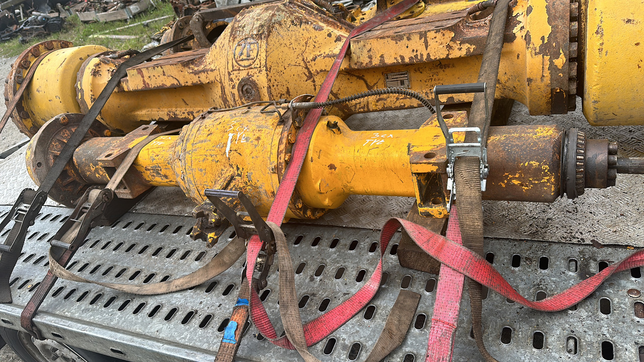 Jcb 3cx most napędowy tylni części zwolnica , obudowa mostu półoś , atak talerz - Semi eixo para Máquina agrícola: foto 2 Jcb 3cx most napędowy tylni części zwolnica , obudowa mostu półoś , atak talerz - Semi eixo para Máquina agrícola: foto 2