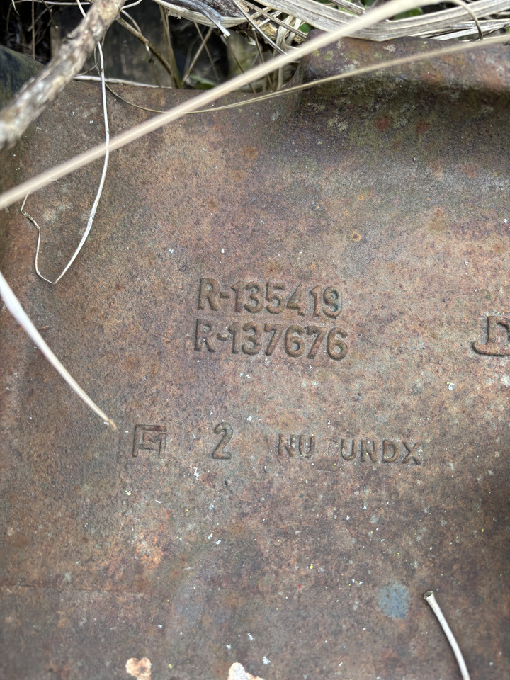 John Deere 5403 5415 5615 5715 5603 - support osi przedniej R135419 R137676 - Eixo dianteiro: foto 2 John Deere 5403 5415 5615 5715 5603 - support osi przedniej R135419 R137676 - Eixo dianteiro: foto 2
