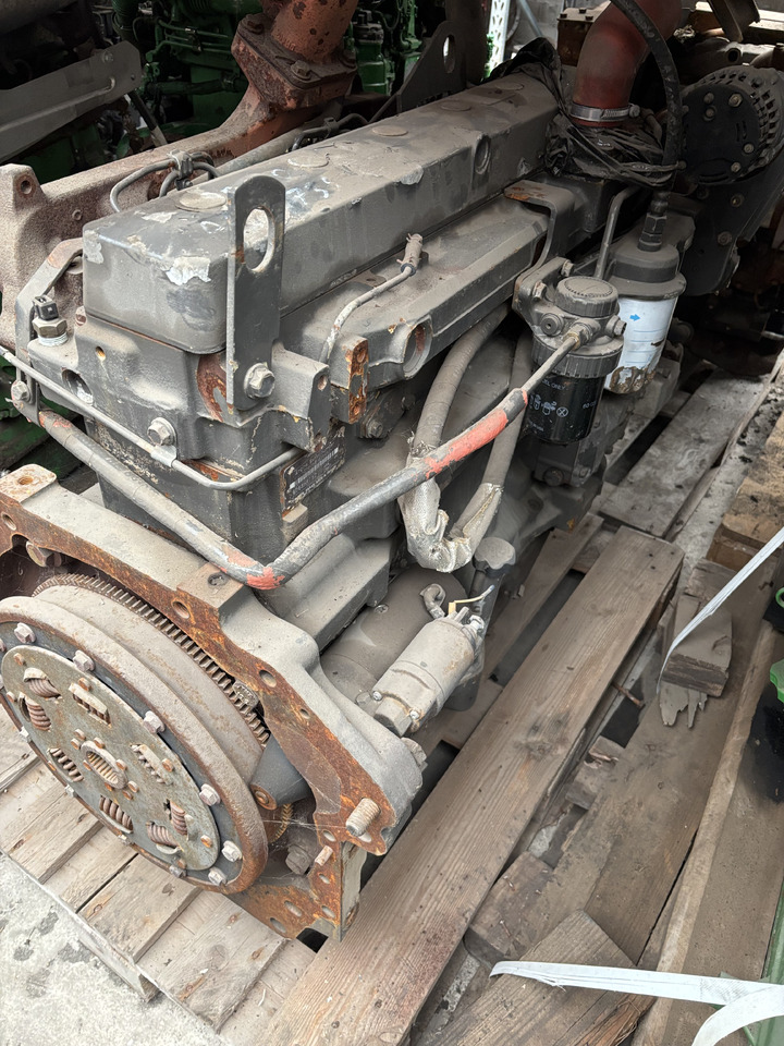 John Deere 6068HRT52 Silnik Kompletny 6068HRT52 - Engine bearing para Máquina agrícola: foto 2 John Deere 6068HRT52 Silnik Kompletny 6068HRT52 - Engine bearing para Máquina agrícola: foto 2