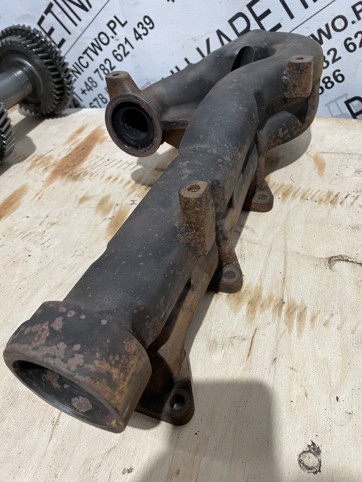 John Deere 6090 9,0l - kolektor wydechowy R537195 R537196 - Colector de escape para Máquina agrícola: foto 3 John Deere 6090 9,0l - kolektor wydechowy R537195 R537196 - Colector de escape para Máquina agrícola: foto 3