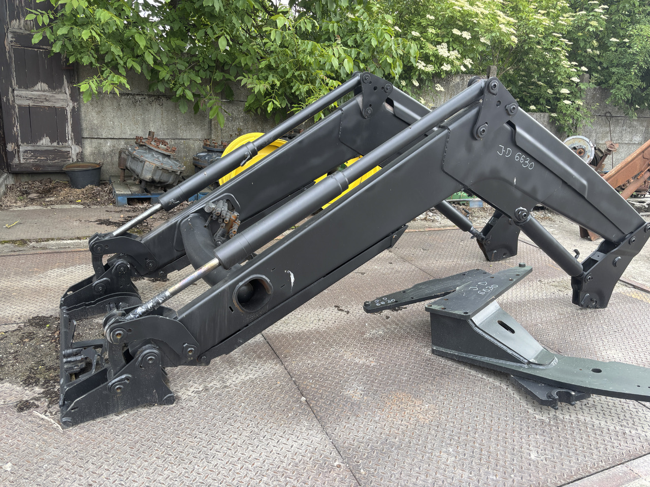 John Deere 6630 - TUR ładowacz czołowy - Carregador frontal para o trator: foto 4 John Deere 6630 - TUR ładowacz czołowy - Carregador frontal para o trator: foto 4