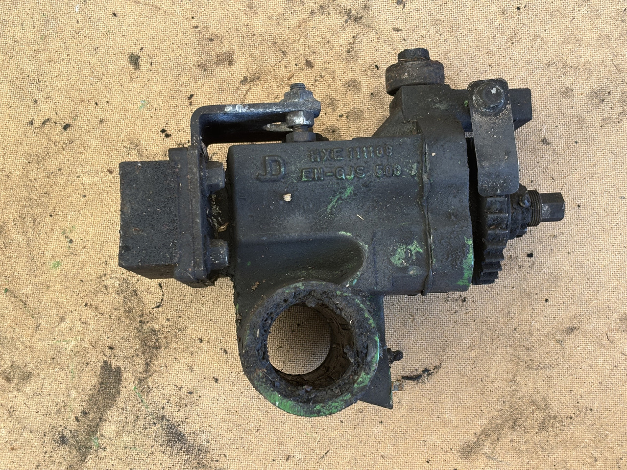 John Deere 6800 Uchwyt Wał Koło zębate HXE111108 HXE31142 AXE22966 - Caixas de velocidade e peças para Máquina agrícola: foto 4 John Deere 6800 Uchwyt Wał Koło zębate HXE111108 HXE31142 AXE22966 - Caixas de velocidade e peças para Máquina agrícola: foto 4