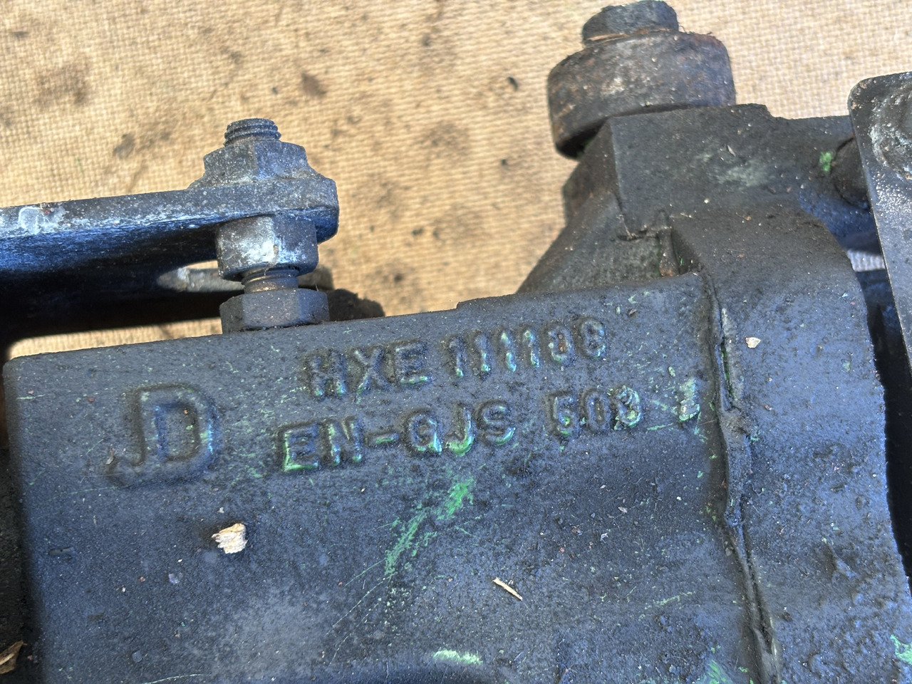 John Deere 6800 Uchwyt Wał Koło zębate HXE111108 HXE31142 AXE22966 - Caixas de velocidade e peças para Máquina agrícola: foto 5 John Deere 6800 Uchwyt Wał Koło zębate HXE111108 HXE31142 AXE22966 - Caixas de velocidade e peças para Máquina agrícola: foto 5