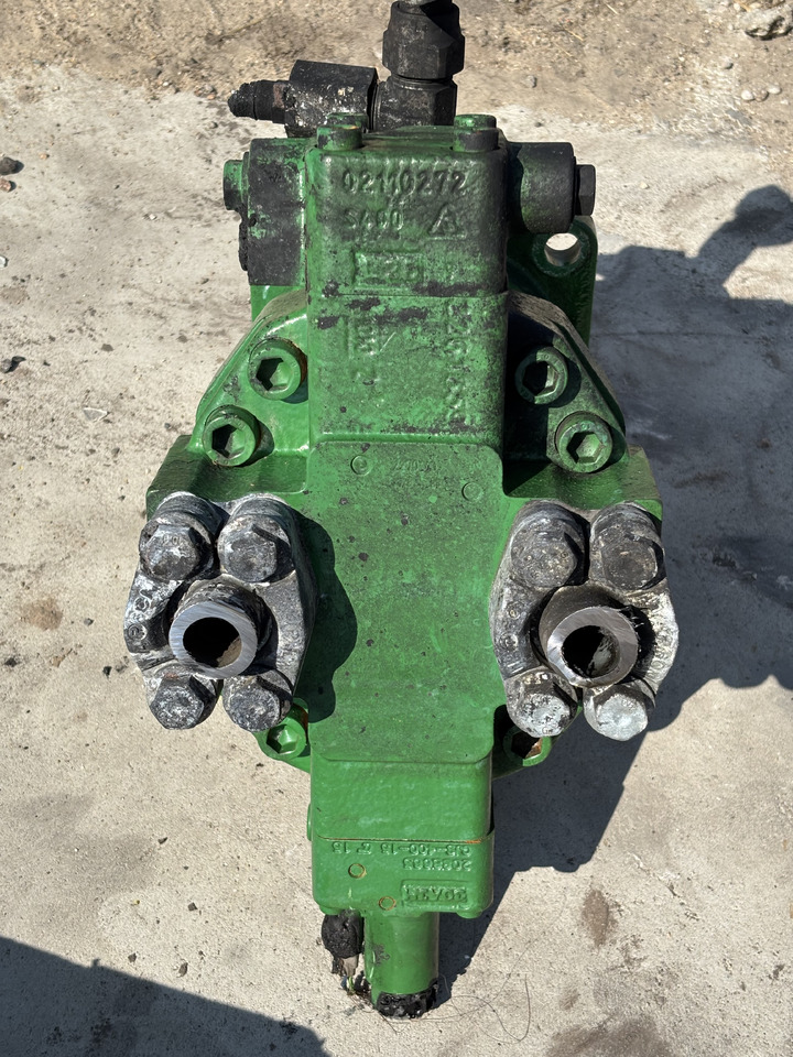 John Deere 8200 8400 8600 9500 9800 Hydromotor AXE78687 - Motor hidráulico para Máquina agrícola: foto 2 John Deere 8200 8400 8600 9500 9800 Hydromotor AXE78687 - Motor hidráulico para Máquina agrícola: foto 2