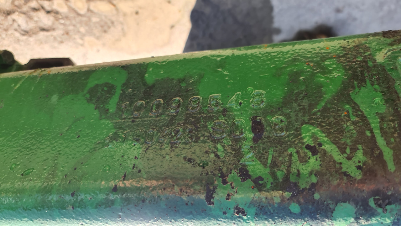 John Deere 8600 Obudowa Lewa Osi Tylnej Mostu Tylnego HXE94529 HXE108807 - Eixo e peças para Máquina agrícola: foto 1 John Deere 8600 Obudowa Lewa Osi Tylnej Mostu Tylnego HXE94529 HXE108807 - Eixo e peças para Máquina agrícola: foto 1